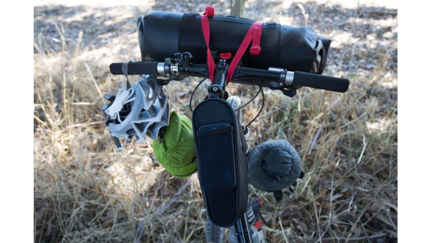 Blackburn Outpost Handlebar Roll & Drybag - Image 3