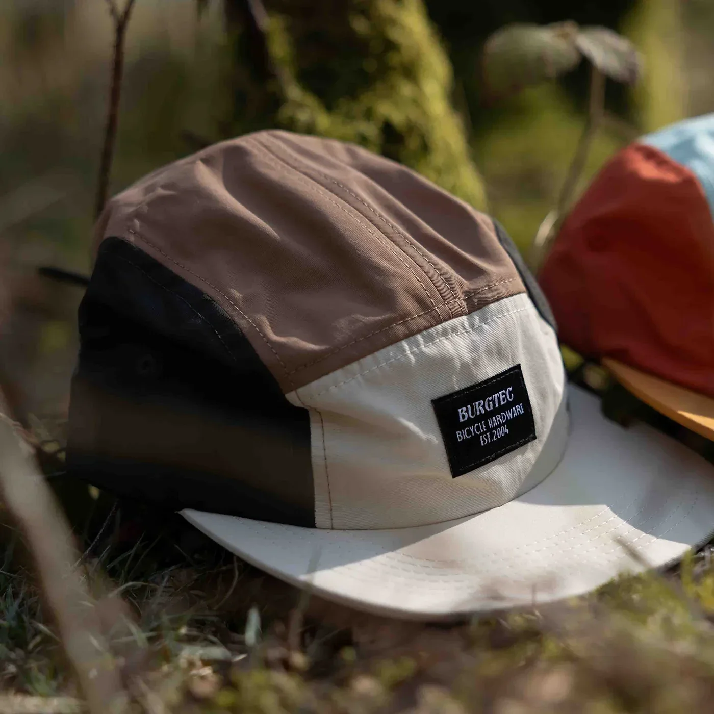 Burgtec Courier Five Panel - Image 9
