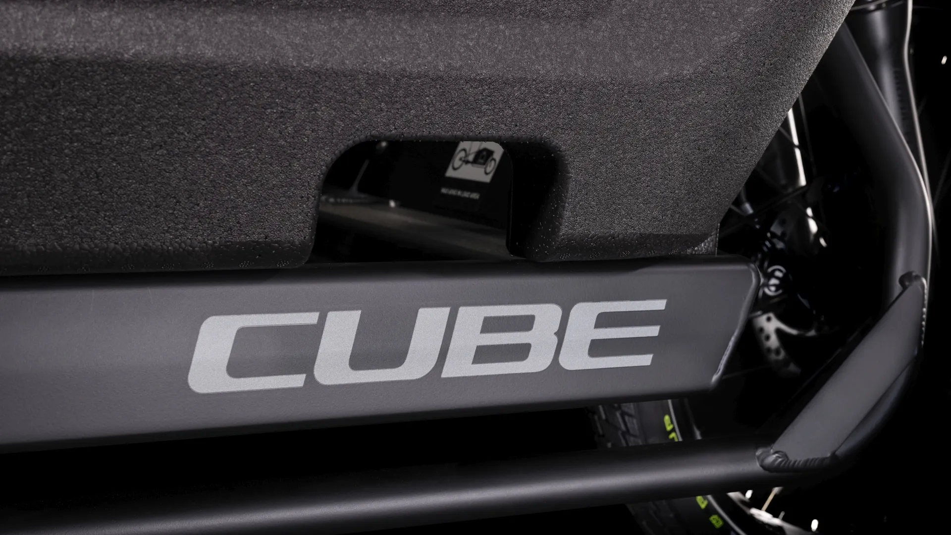 Cube Cargo Hybrid 500 grey´n´black - Image 6