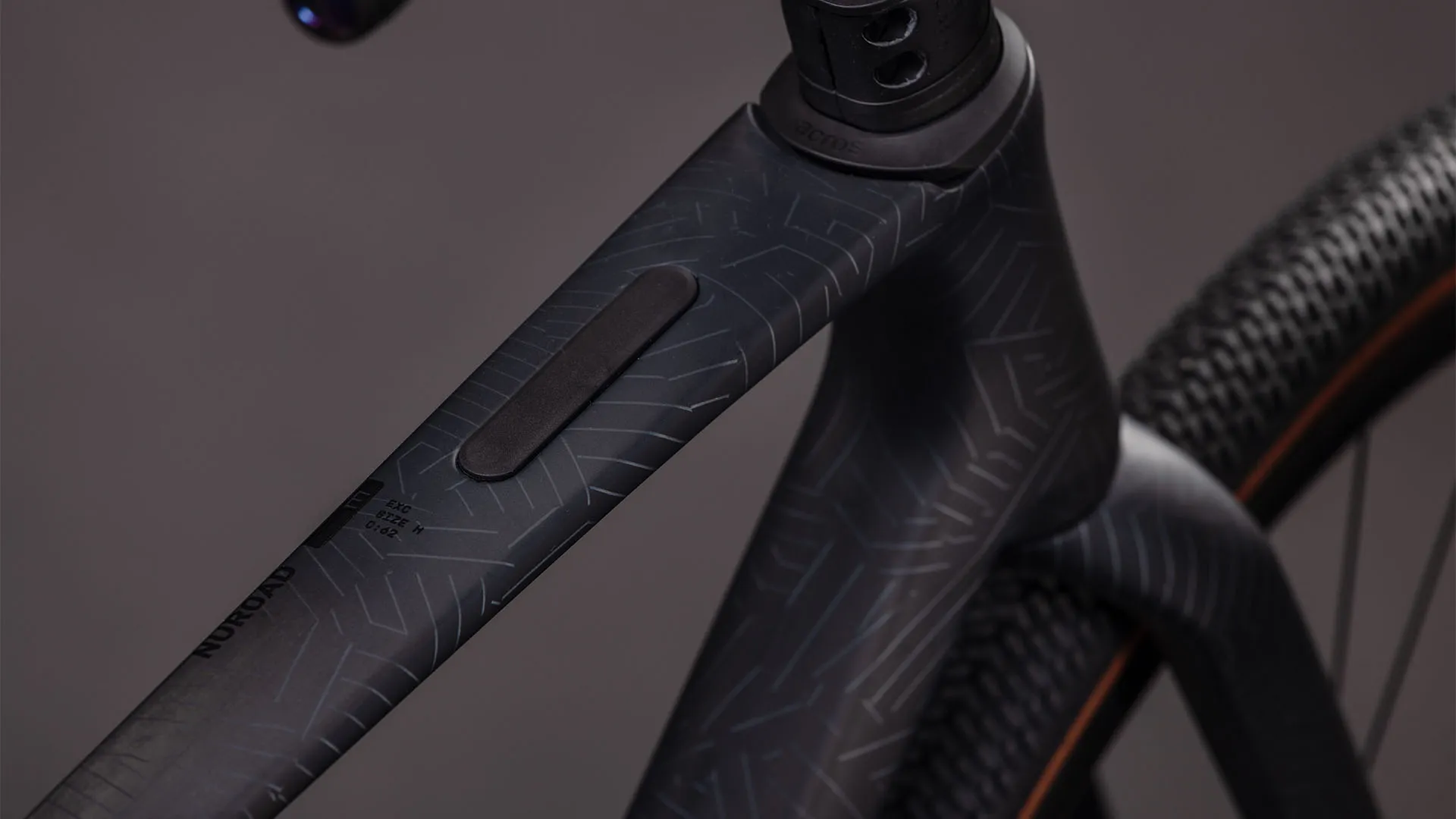 Cube Nuroad C:62 EXC carbon´n´crisscross 2026 - Image 2
