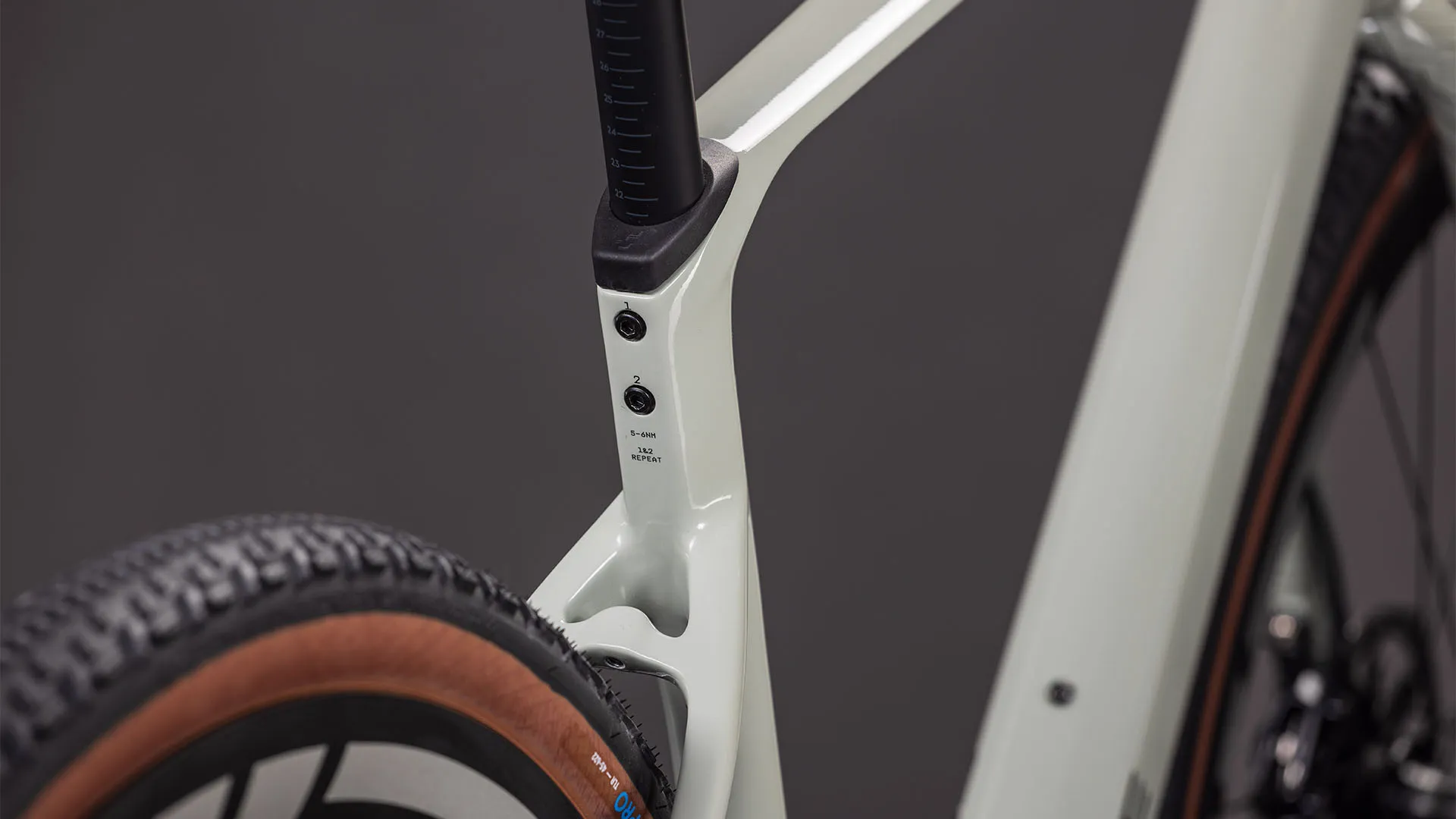 Cube Nuroad C:62 SLX reedbeige´n´chrome 2026 - Image 3