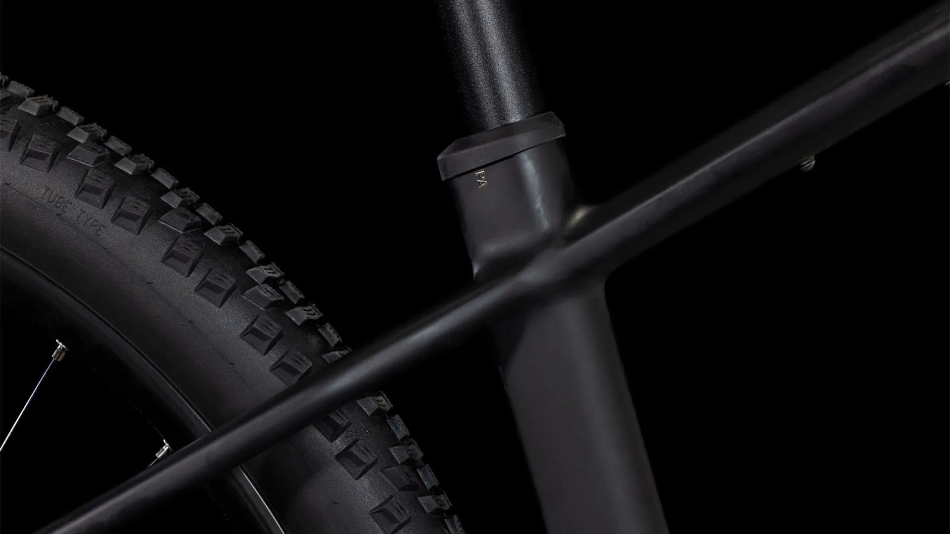 Cube Reaction Hybrid ONE 600 blackline - Image 5