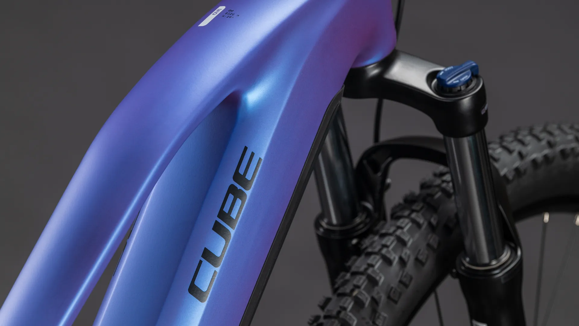 Cube Reaction Hybrid ONE 600 blueiris´n´reflect Trapeze 2026 - Image 3