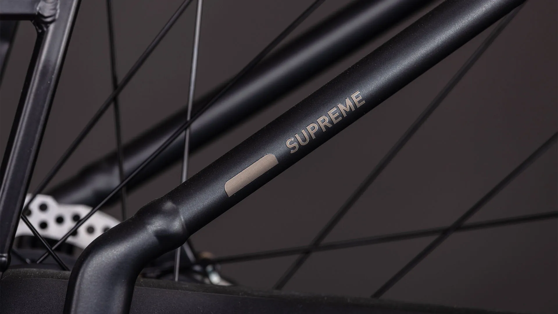 Cube Supreme Hybrid Comfort Pro 600 grey´n´chrome Tiefeinsteiger 2026 - Image 5