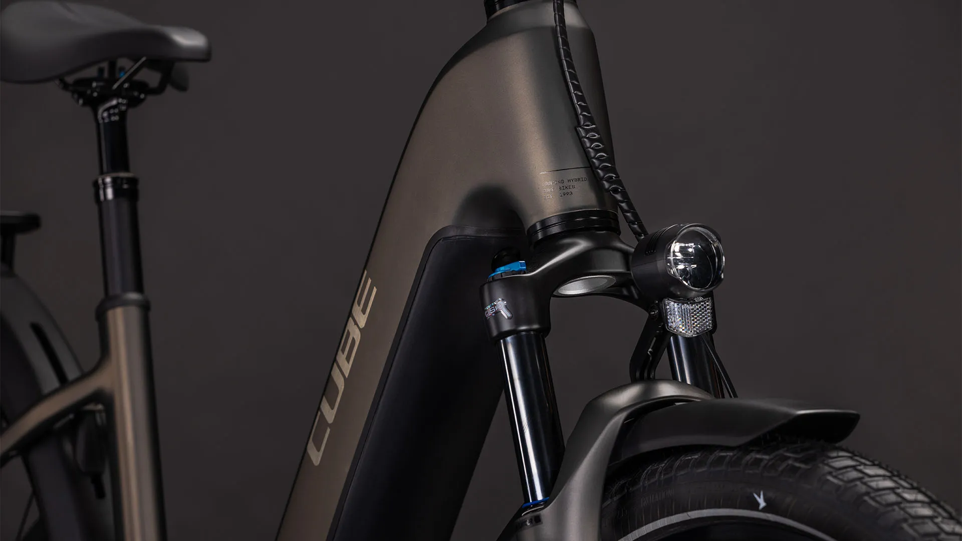Cube Touring Hybrid Comfort SLX 800 charcoal´n´chrome Tiefeinsteiger 2026 - Image 6