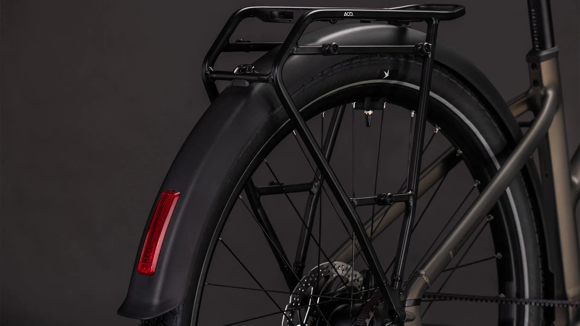 Cube Touring Hybrid Comfort SLX 800 charcoal´n´chrome Trapeze 2026 - Image 3