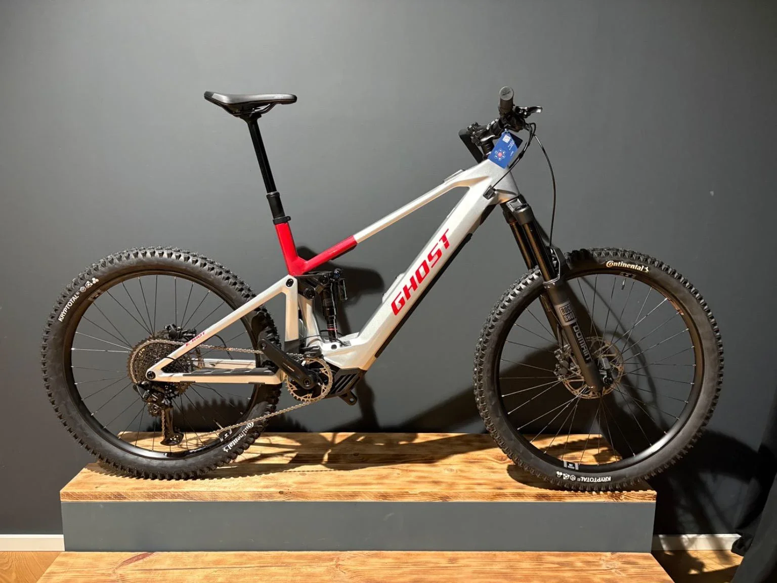 Ghost E-Riot CF Advanced Uni Misty Gray/Rebel Red | B-Ware | XL - Image 2