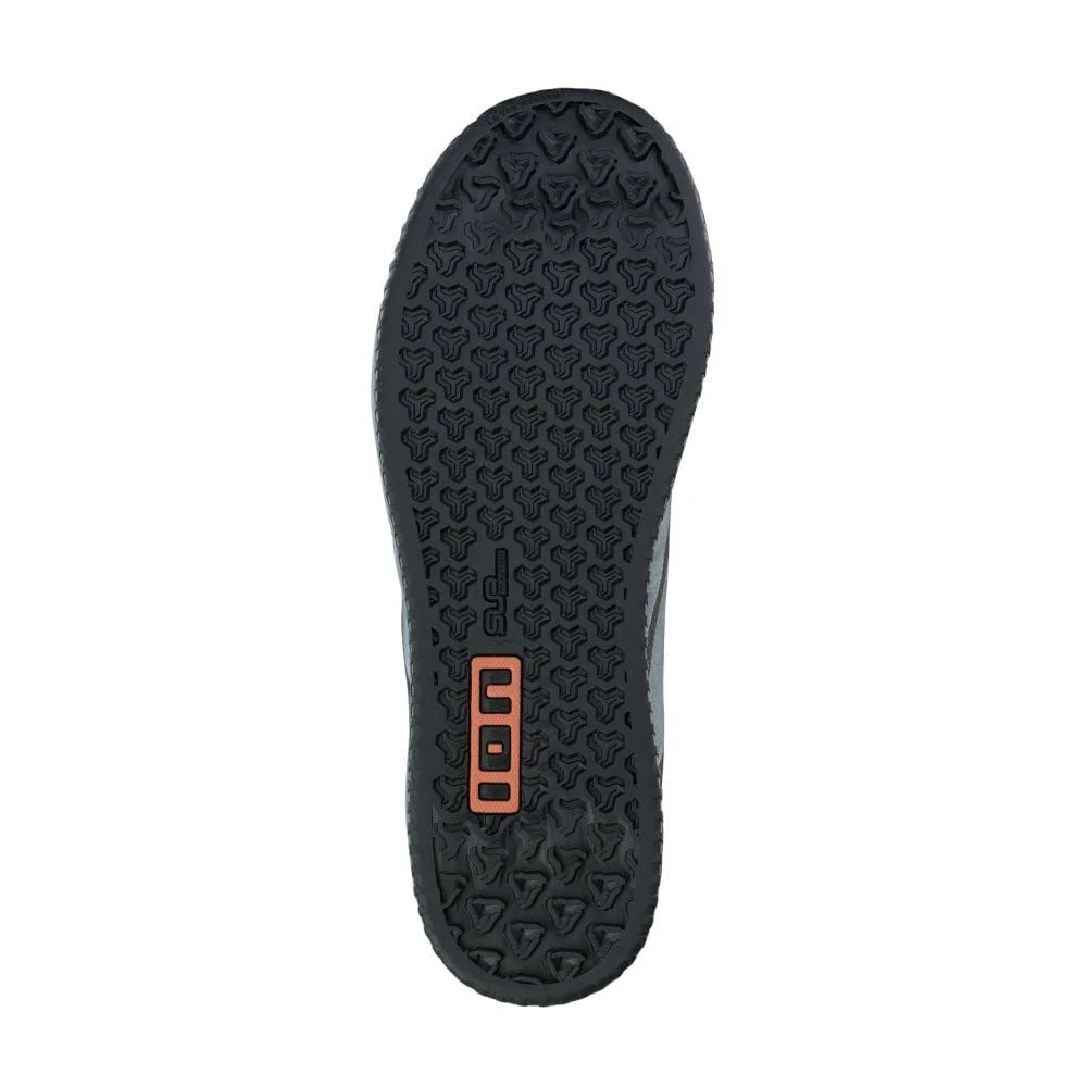 ION Shoes Scrub - Image 8