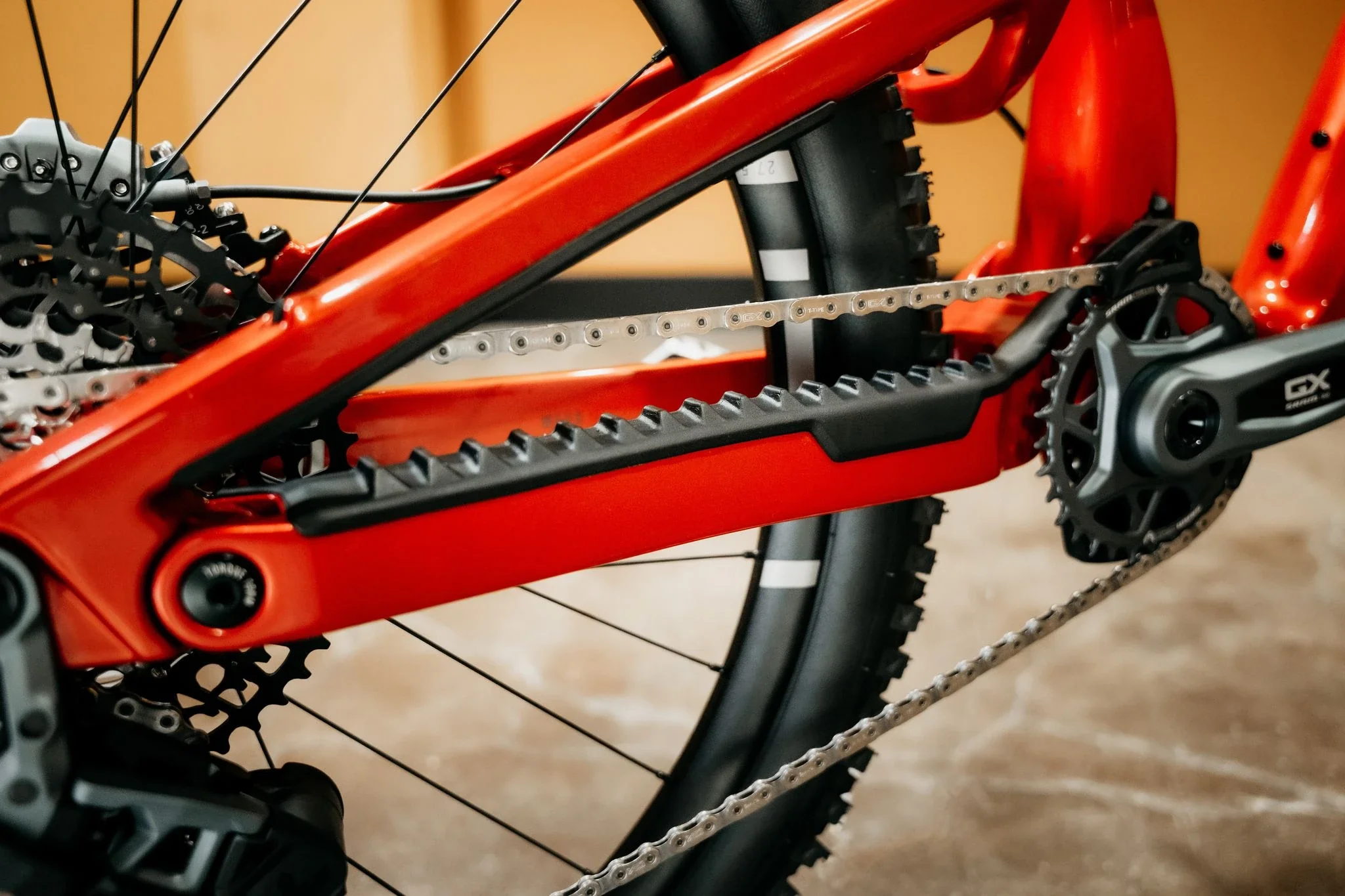 Nukeproof Mega Carbon Pro T-GX red - Image 4