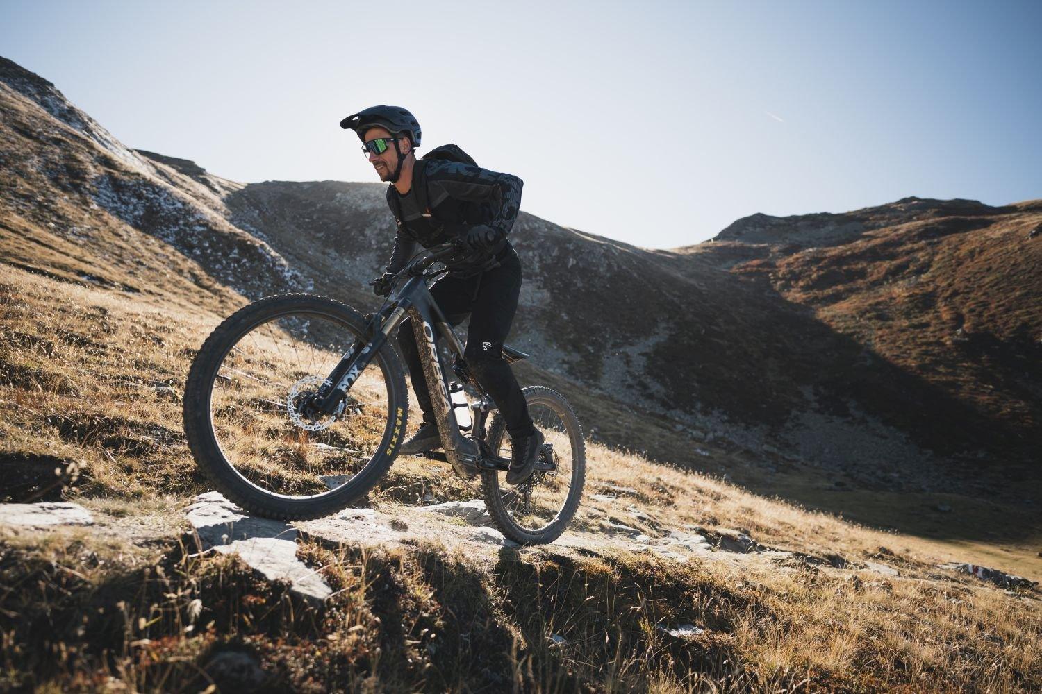 Orbea RISE H20 Iceberg Grey-Moondust Blue - Image 2