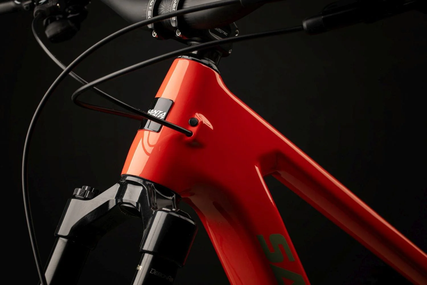 Santa Cruz 5010 | C | R | Gloss Red - Image 6