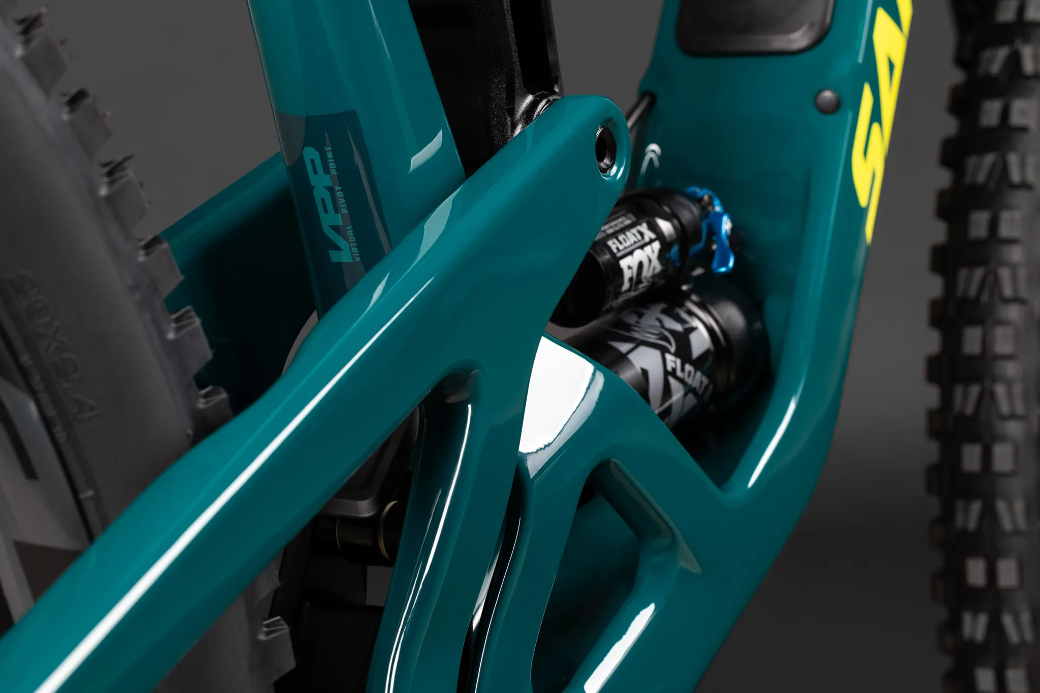 Santa Cruz Hightower 4 C R Gloss Day Green - Image 10