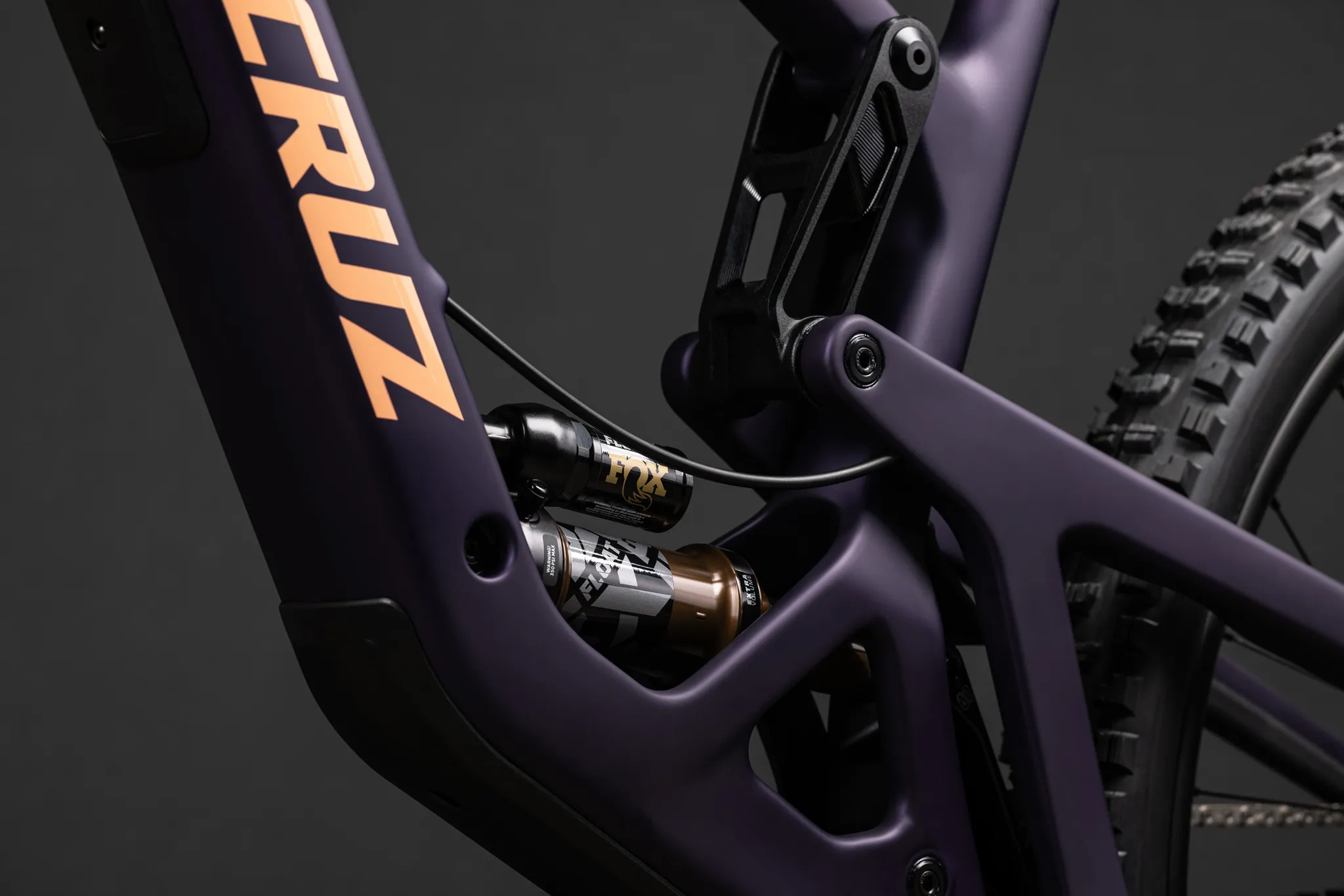 Santa Cruz Hightower 4 CC X0 AXS RSV Matte Deep Purple - Image 11