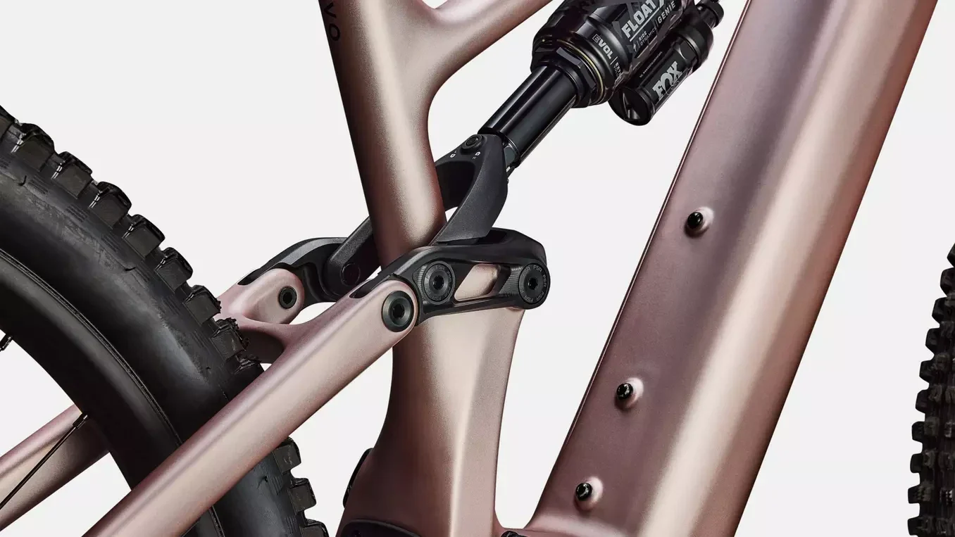 Specialized Levo 4 Comp Carbon CHAMPAGNE/METALLIC OBSIDIAN 2026 - Image 5