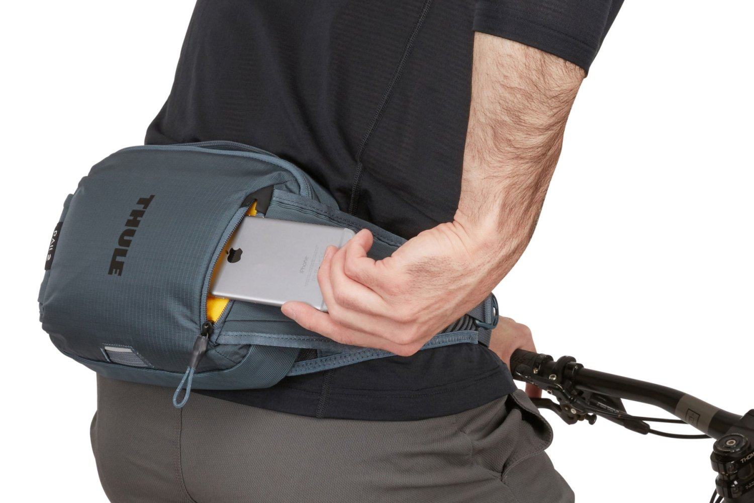 Thule Rail Hip Pack 2L Dark Slate - Image 4
