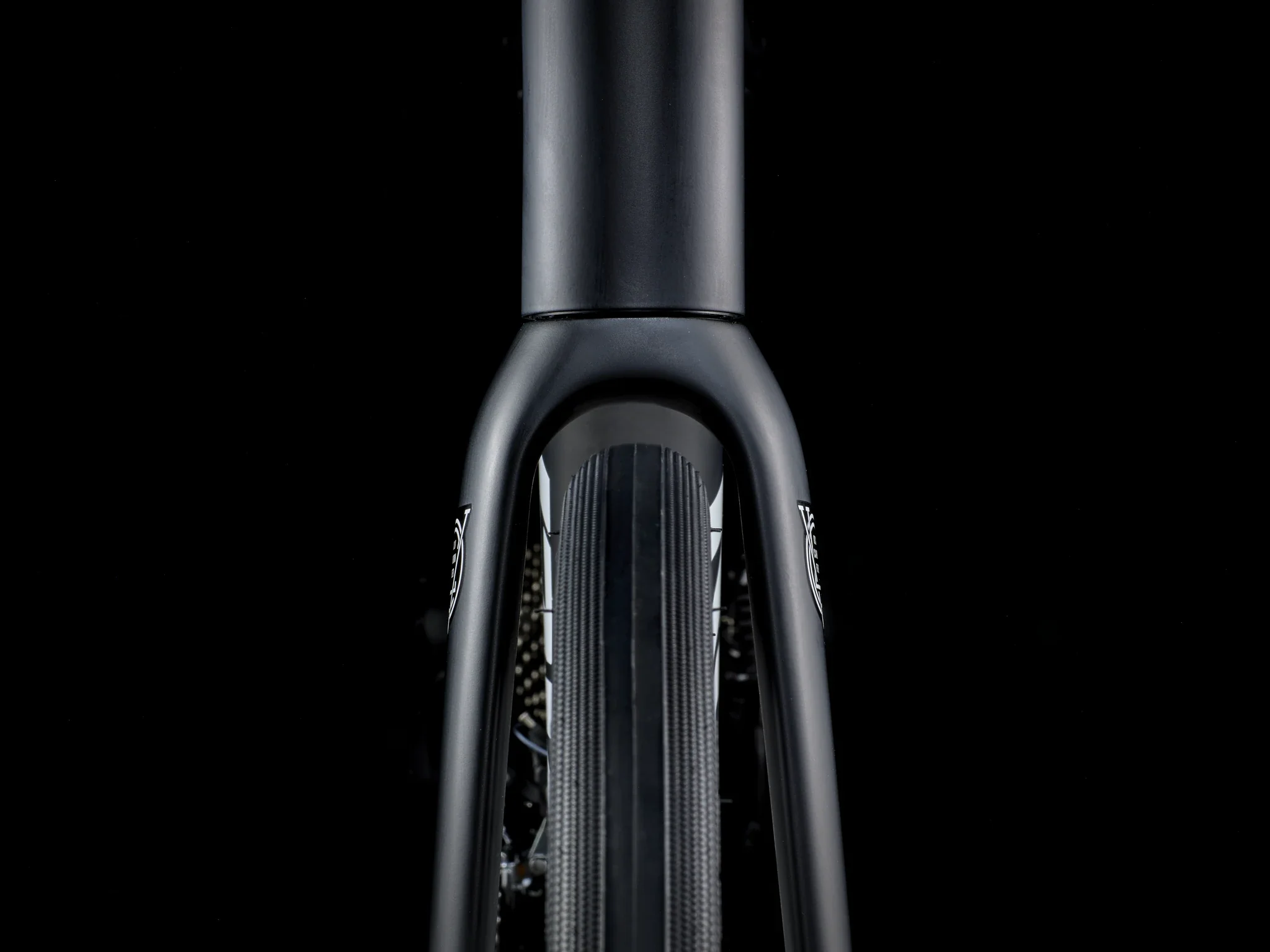 Trek Domane AL 5 Gen 4 Matte Black 2026 - Image 9