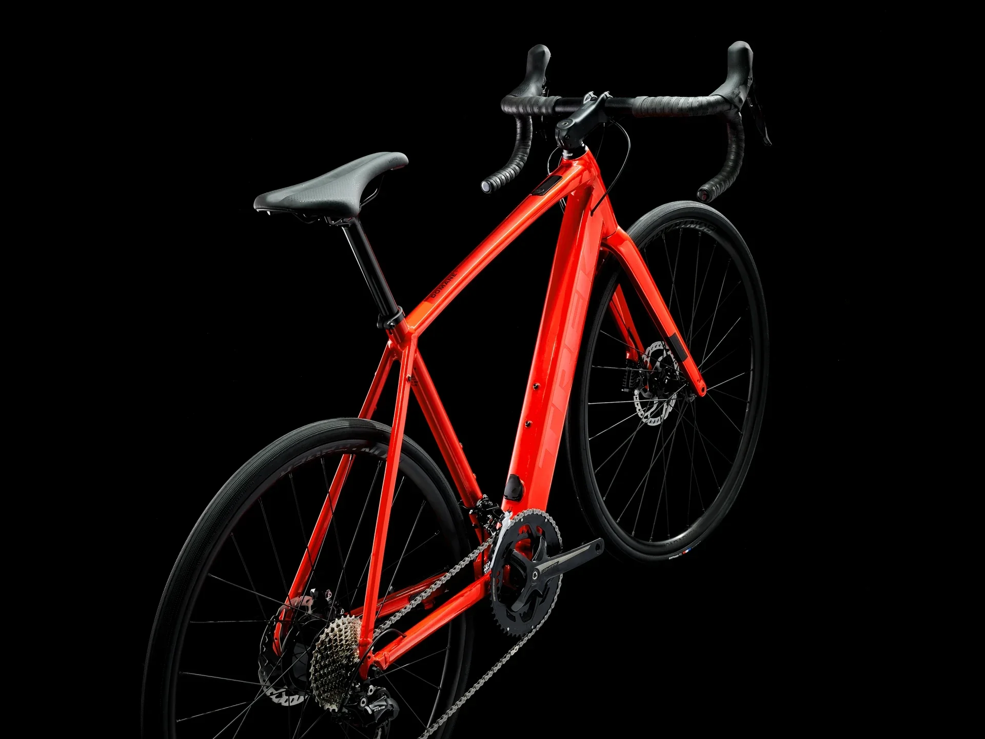 Trek Domane+ AL 5 Viper Red - Image 2