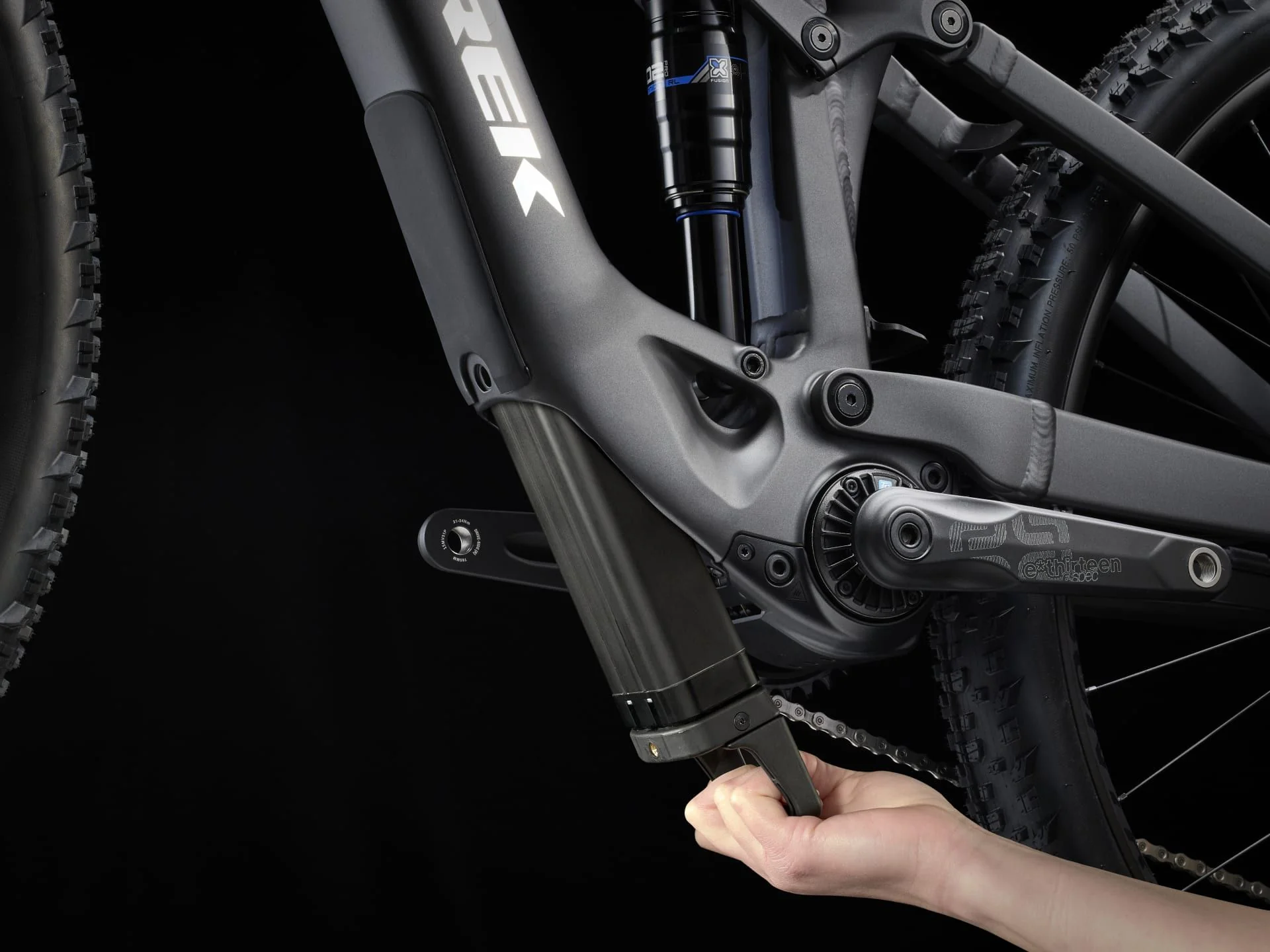 Trek Fuel EXe 5 Matte Dnister Black - Image 4