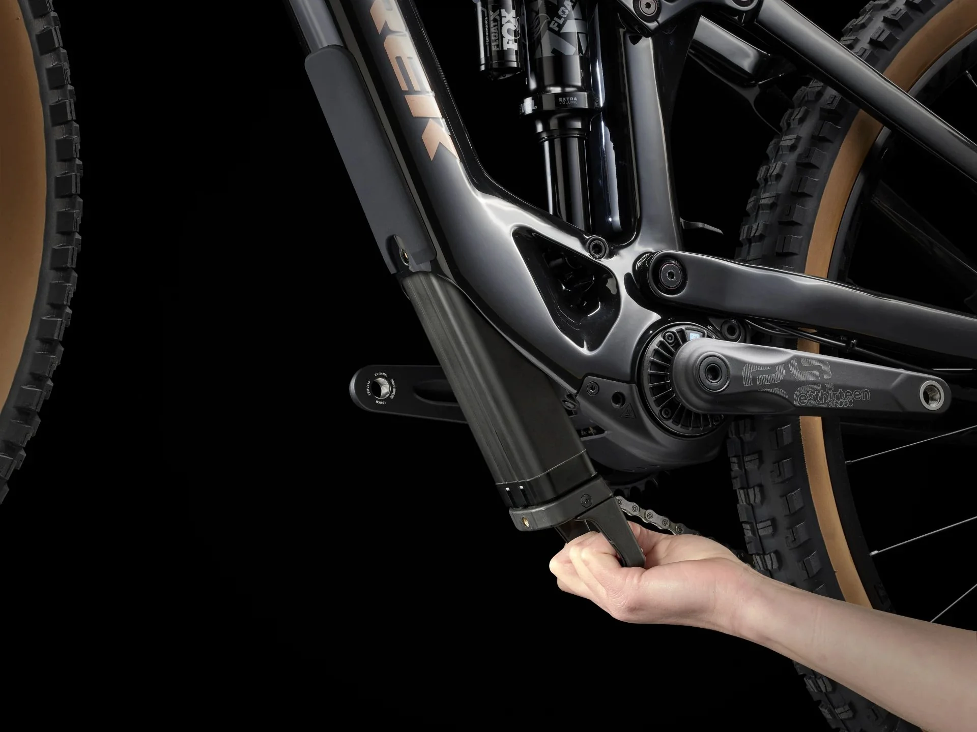 Trek Fuel EXe 9.7 Deep Smoke - Image 2