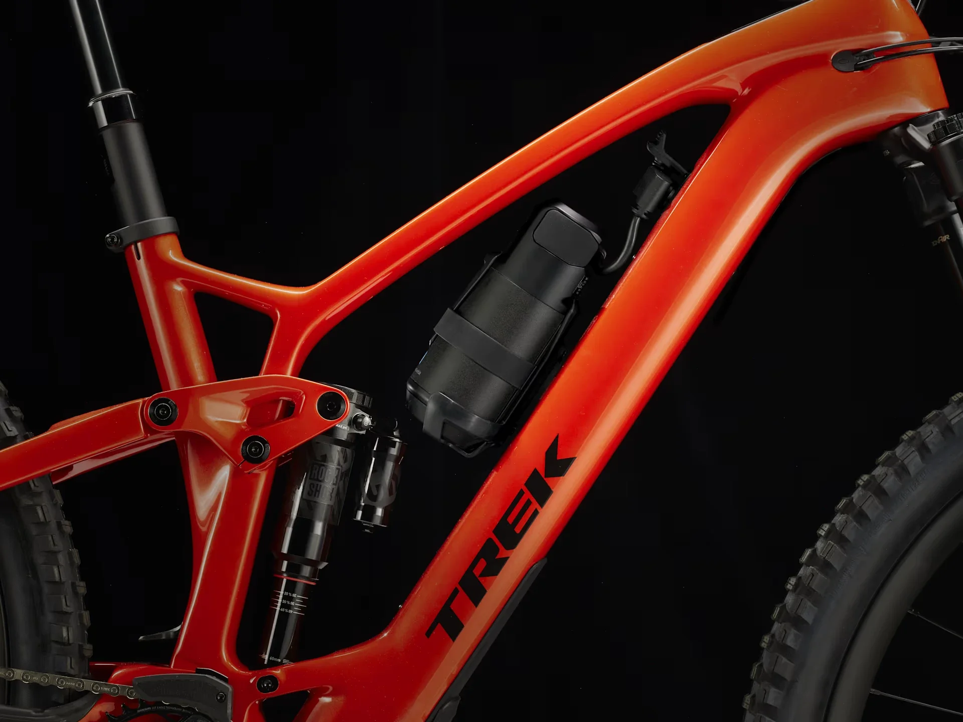 Trek Fuel EXe 9.8 GX AXS T-Type Lava - Image 3