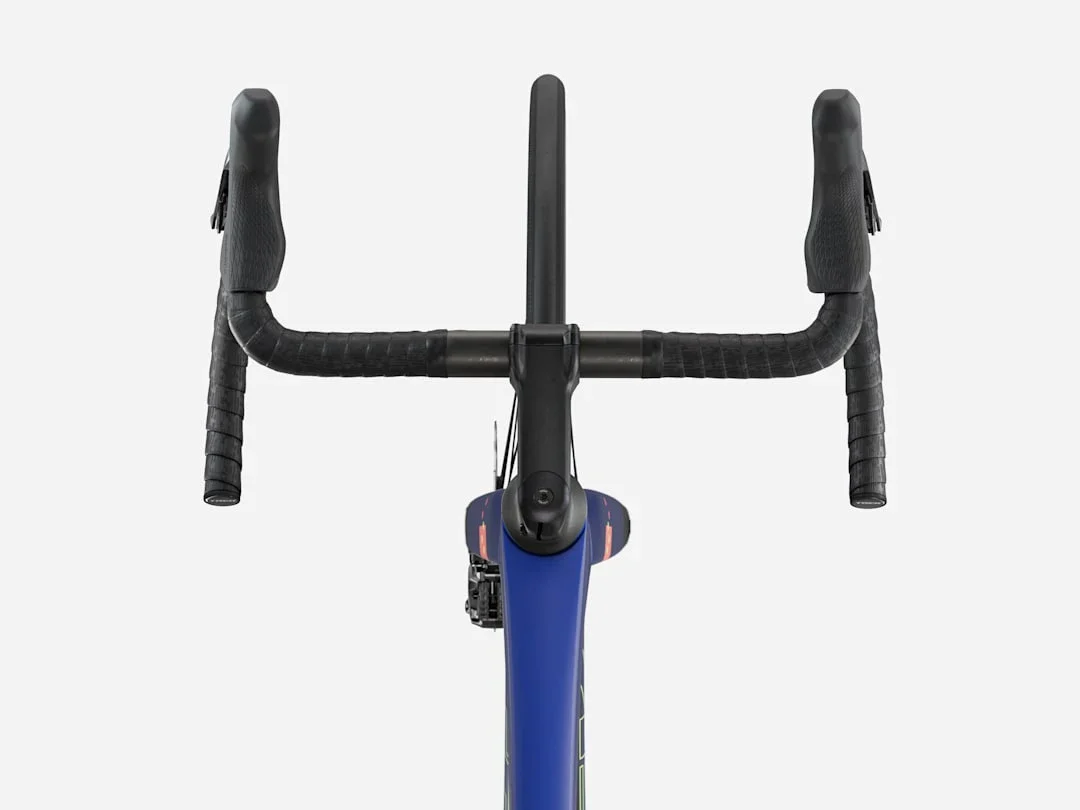 Trek Madone SL 5 Gen 8 Matte Blue/Trek Black/Living Coral 2027 - Image 3