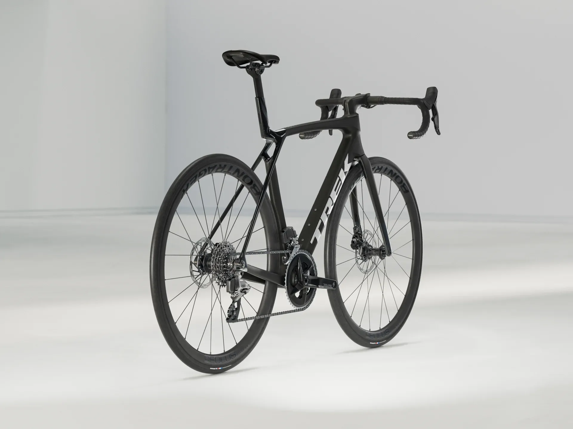 Trek Madone SL 6 AXS Gen 8 Matte Dark Web - Image 4