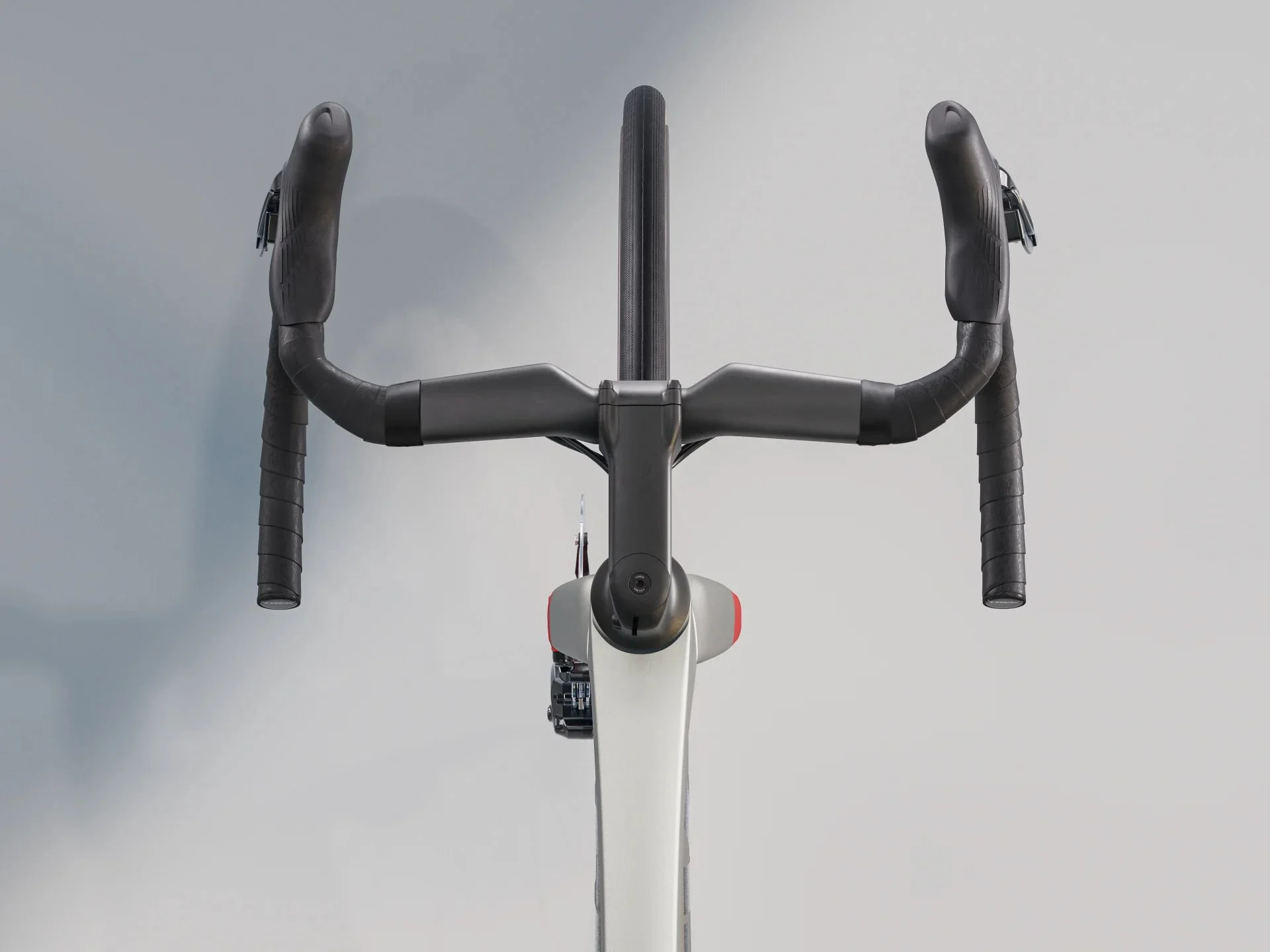 Trek Madone SL 7 Matte Lunar Silver - Image 3