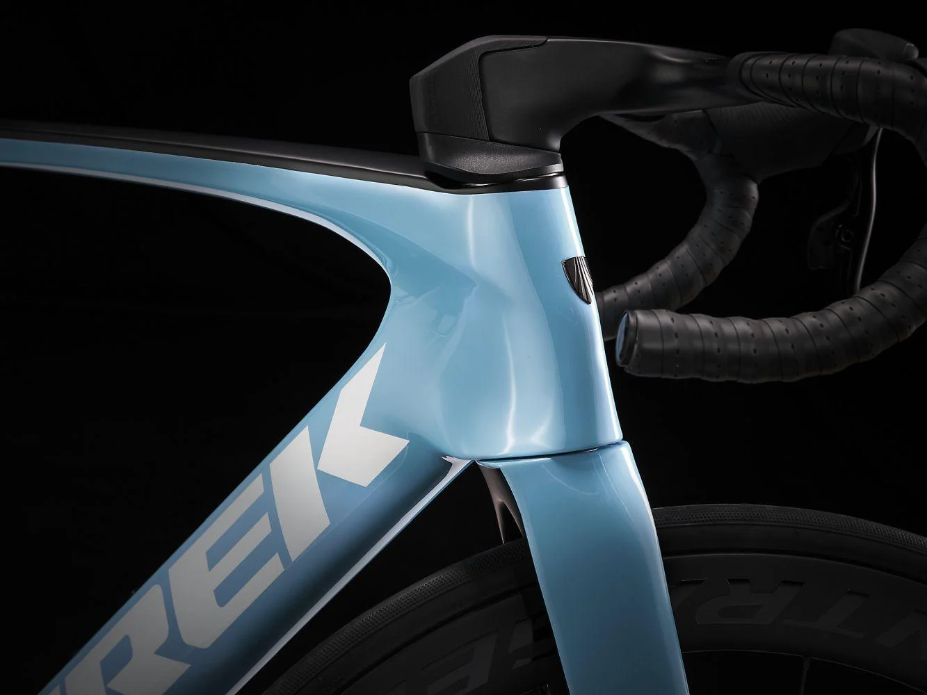 Trek Madone SLR 7 eTap Gen 7 Azure - Image 4