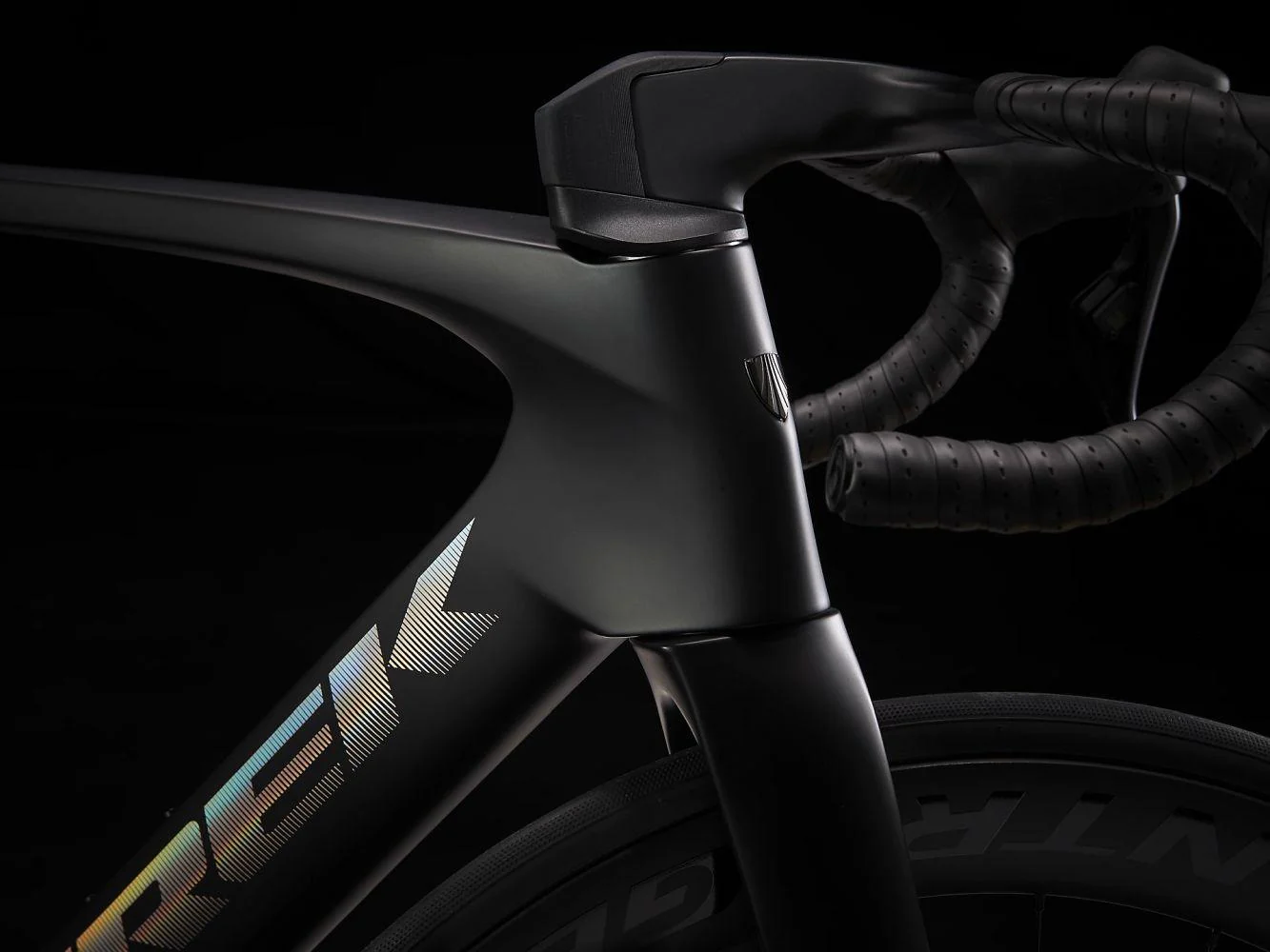 Trek Madone SLR 7 Gen 7 Deep Smoke - Image 4