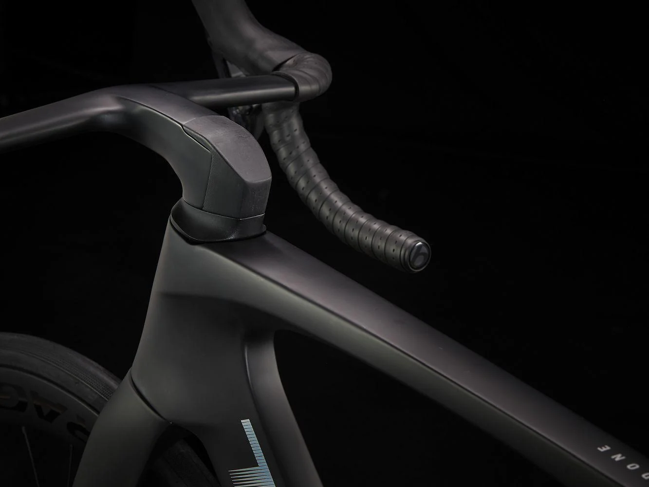 Trek Madone SLR 7 Gen 7 Deep Smoke - Image 6