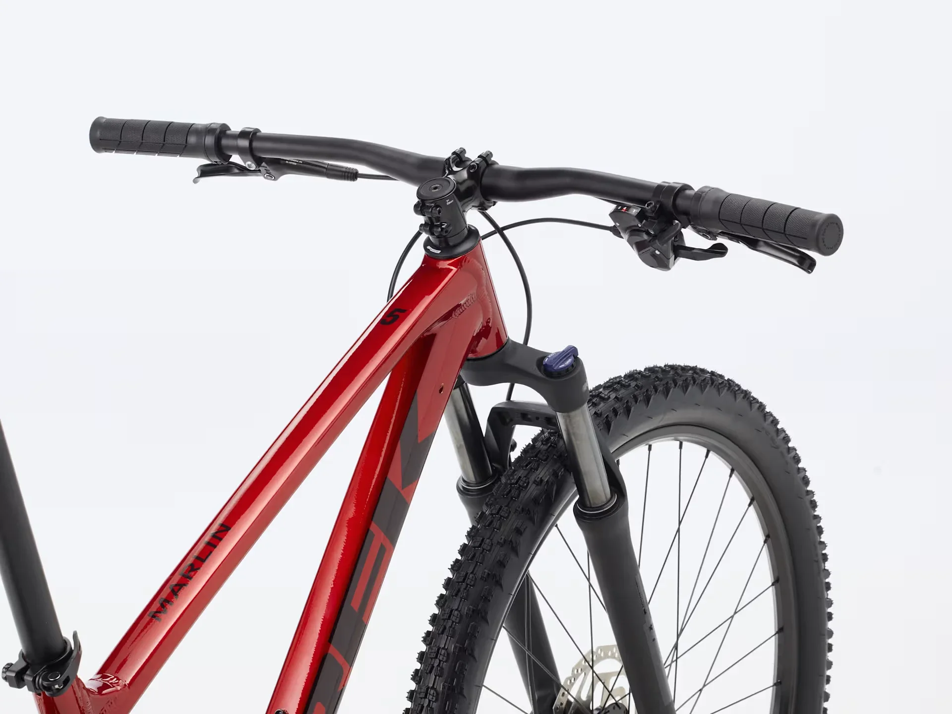 Trek Marlin 5 Gen 3 Fury Red 2027 - Image 2