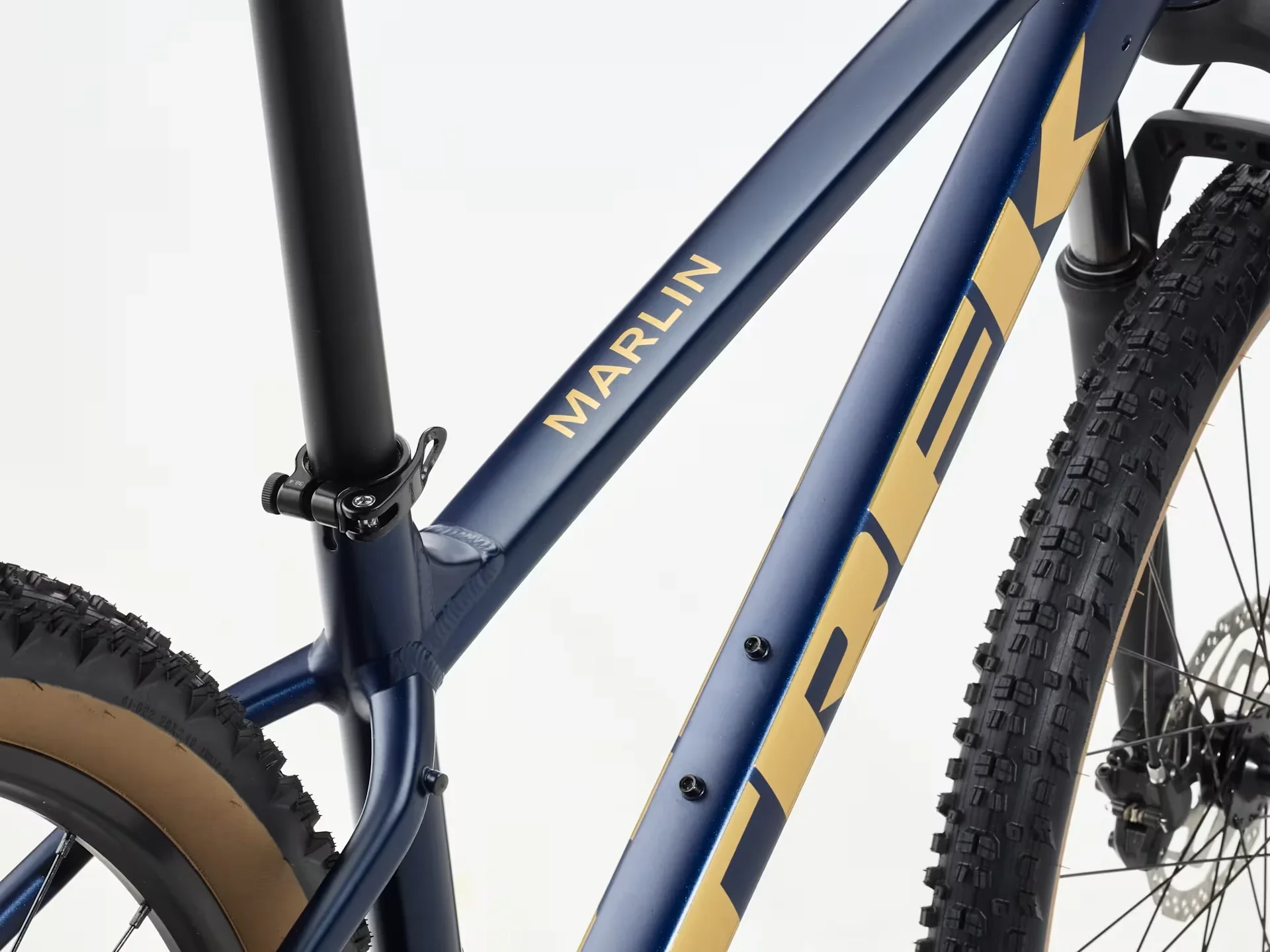 Trek Marlin 5 Gen 3 Mulsanne Blue 2027 - Image 4
