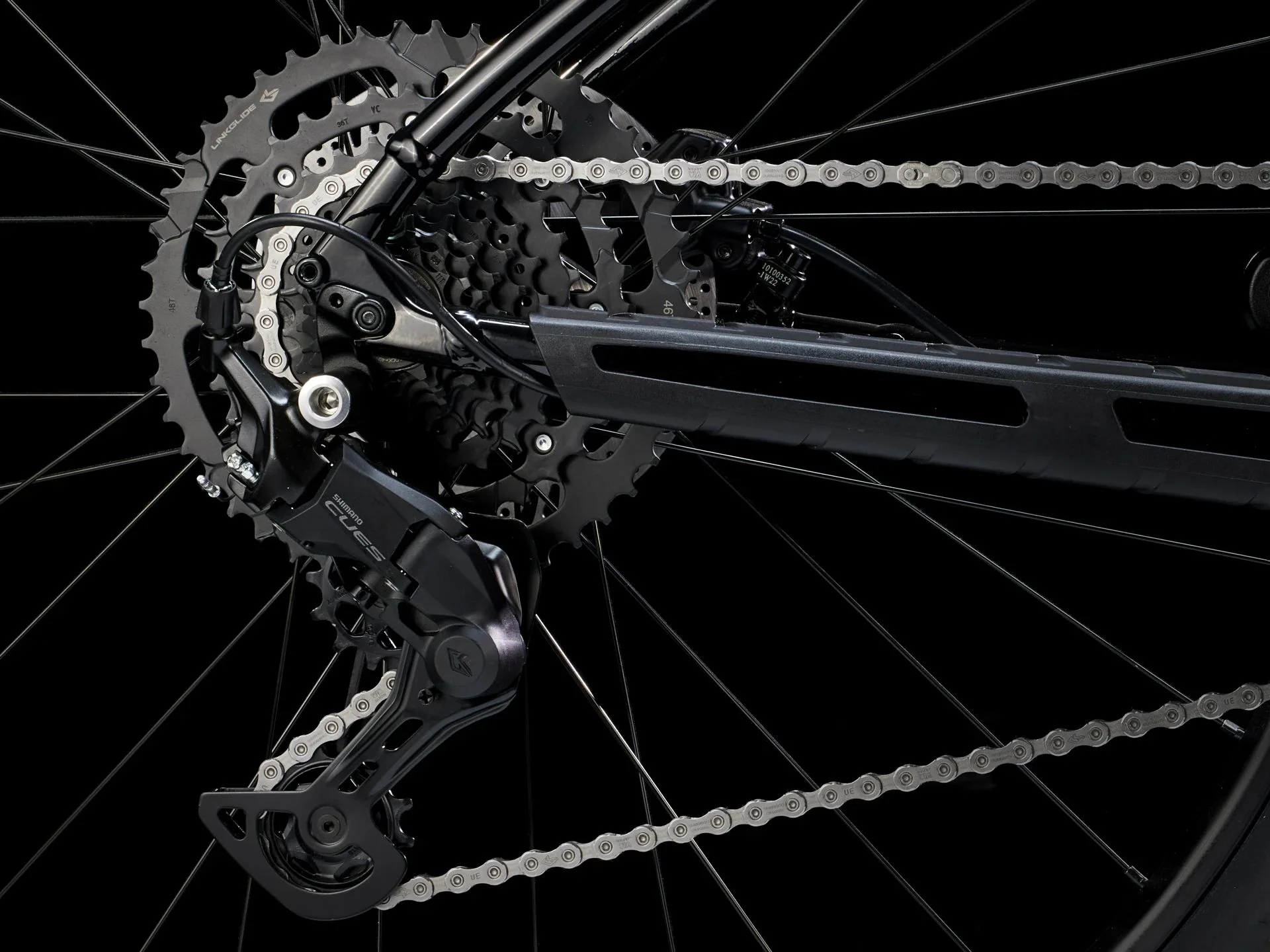 Trek Marlin 5 Purple Flip To Trek Black Fade - Image 3