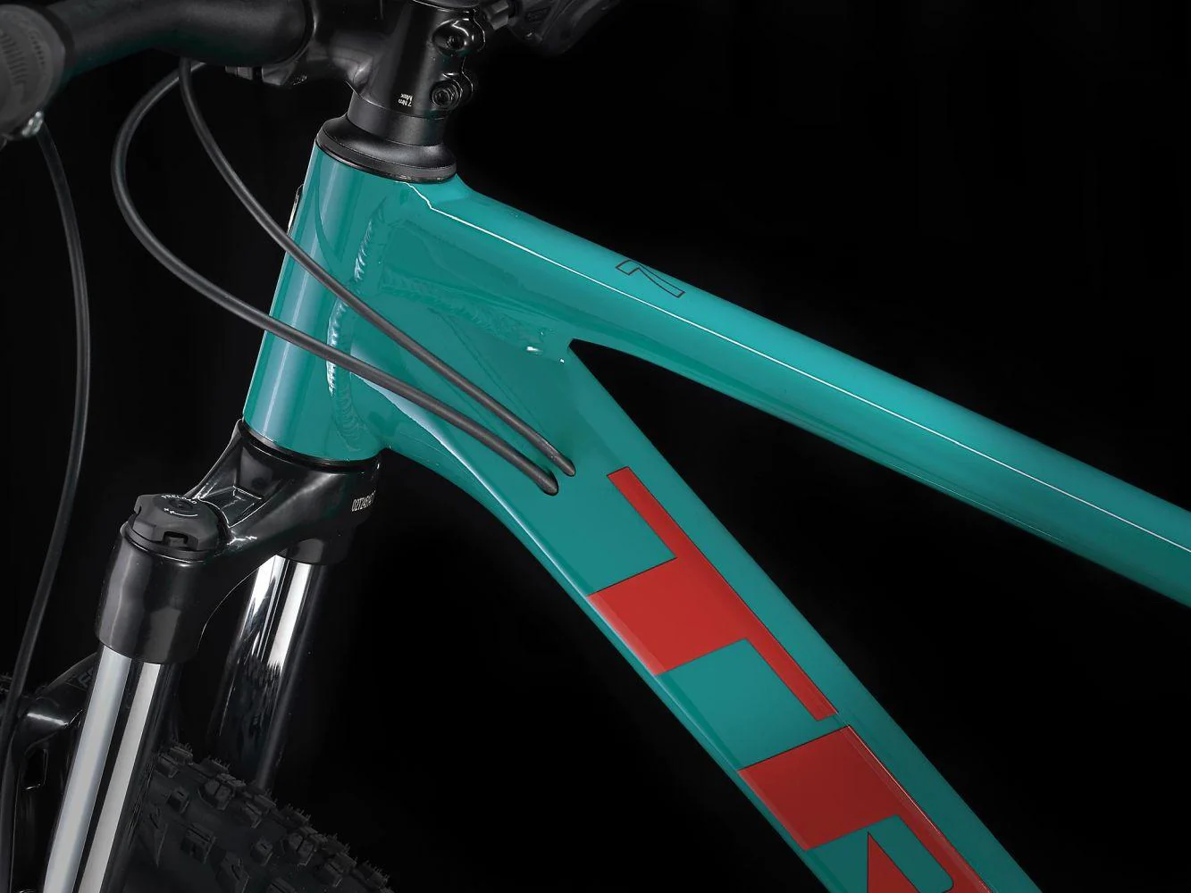 Trek Marlin 7 Gen 3 Teal to Nautical Navy Fade - Image 5