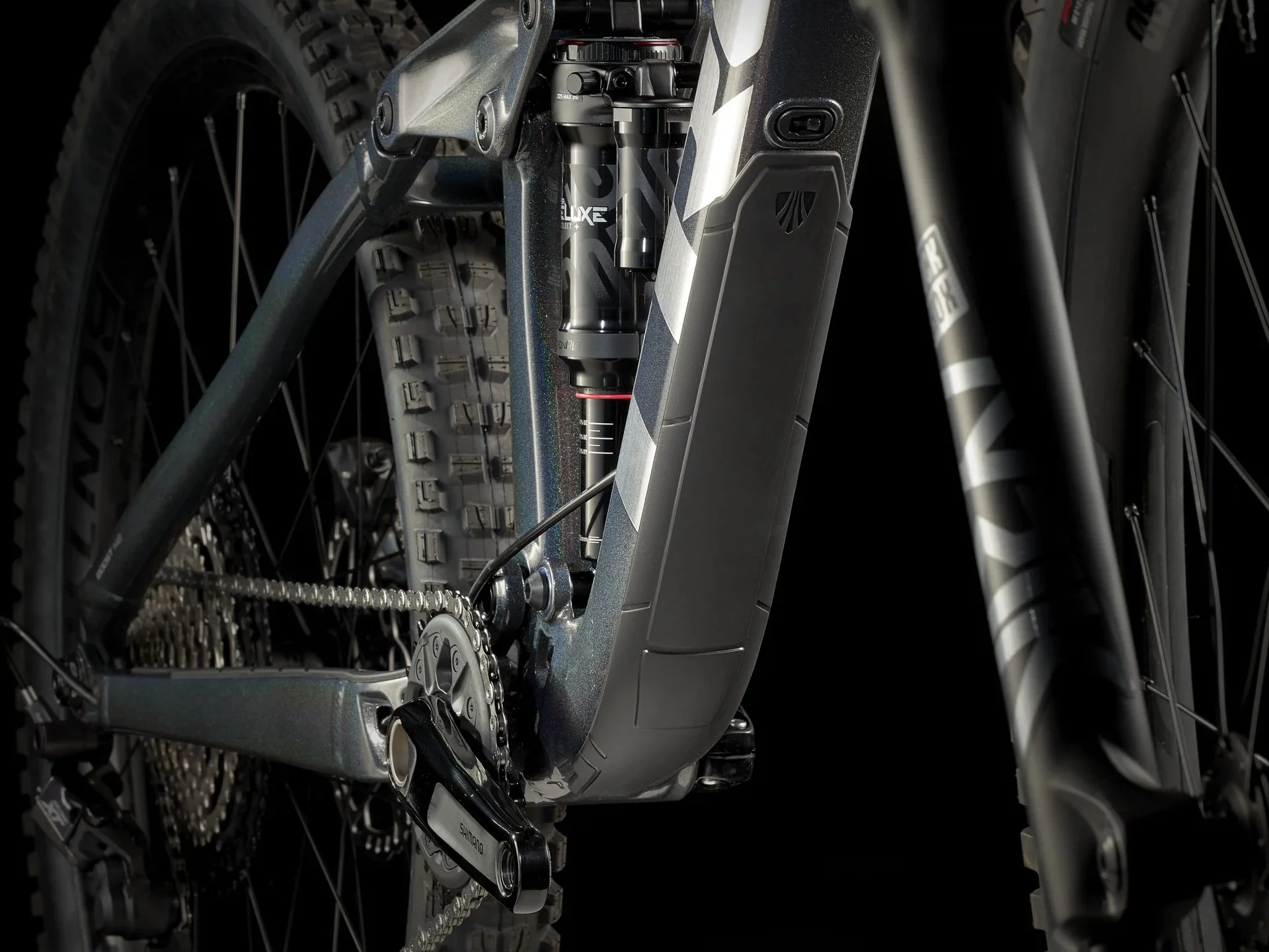 Trek Remedy 8 Dark Prismatic - Image 5