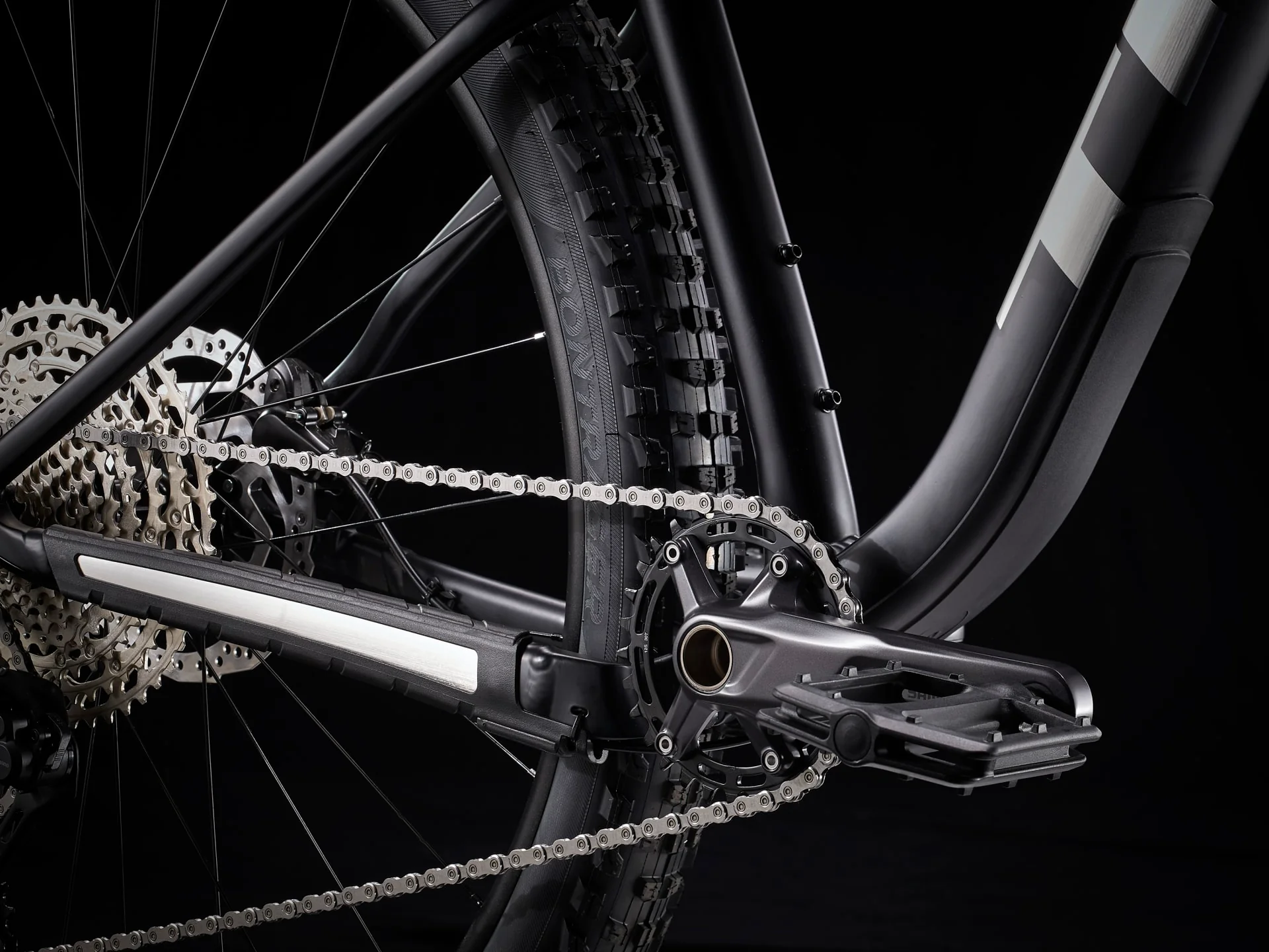 Trek Roscoe 7 Matte Trek Black - Image 11
