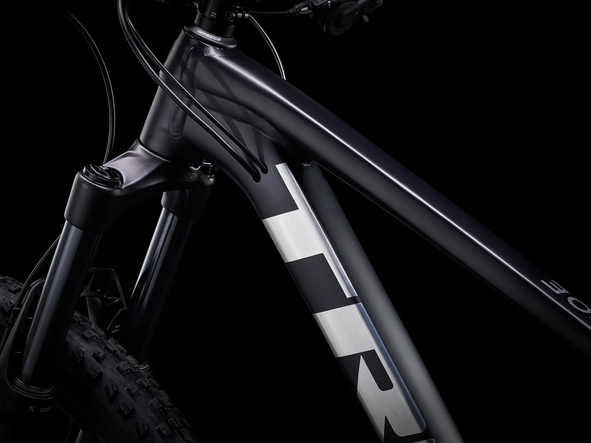 Trek Roscoe 7 Matte Trek Black - Image 5