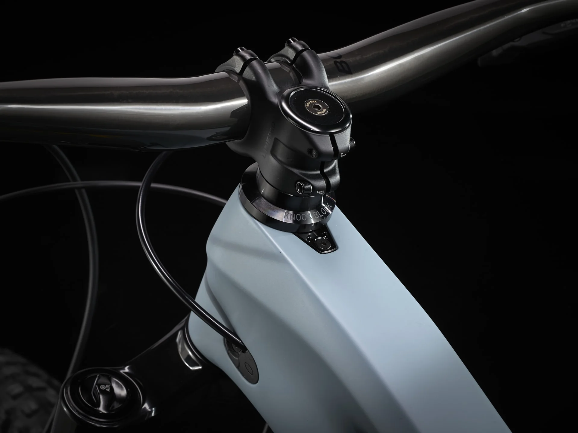 Trek Slash 9.8 GX Matte Battleship Blue - Image 7