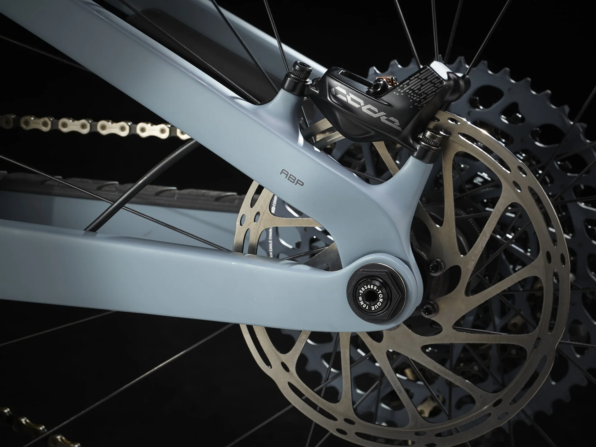 Trek Slash 9.8 GX Matte Battleship Blue - Image 9