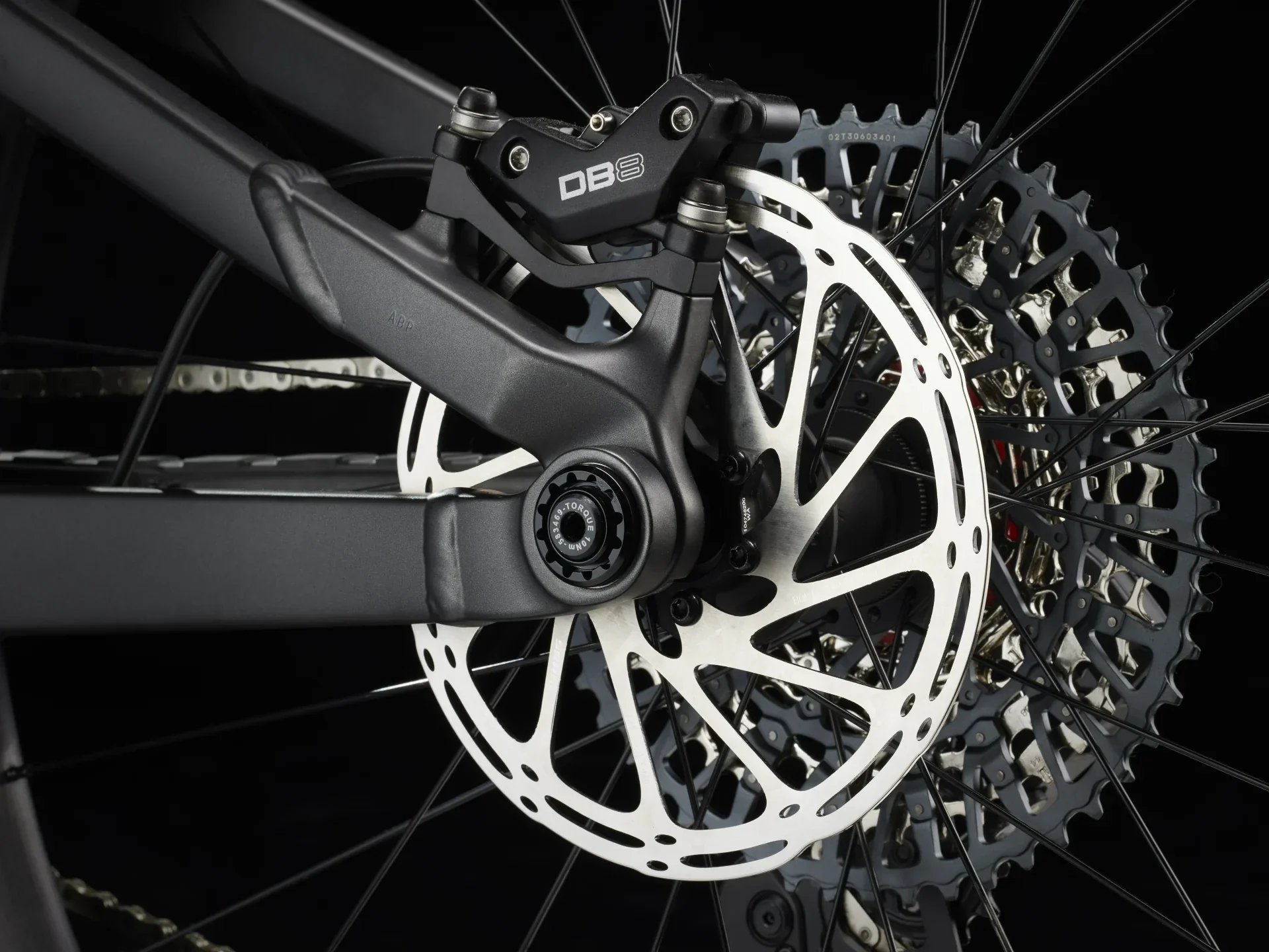 Trek Top Fuel 8 GX AXS T-Type Matte Dnister Black - Image 8
