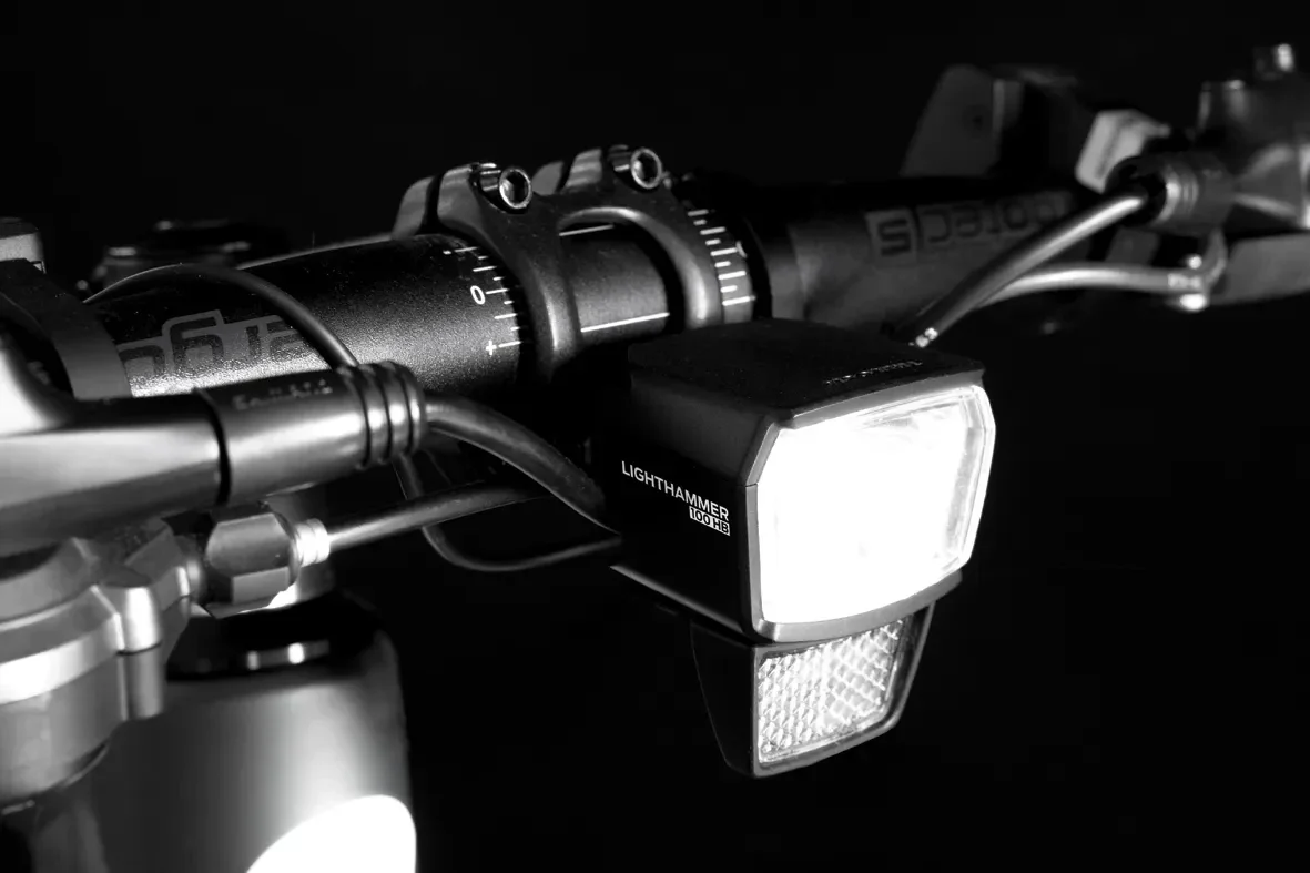 Trelock LS 890-HB Lighthammer 100 - 130 Lux E-Bike - Image 4